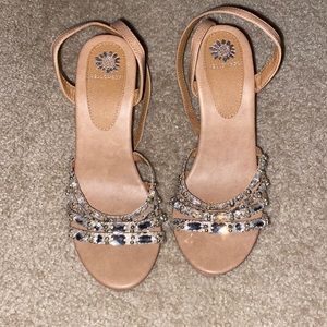 Super trendy tan wedges